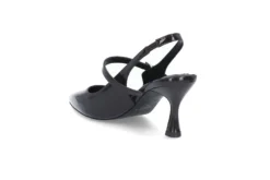 Elegant slingback pumps