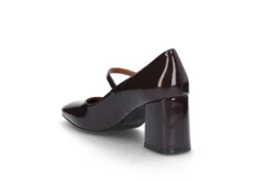 Mary-Jane pumps