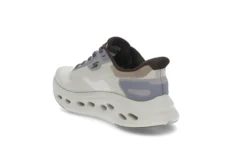 Max Cushioning Glide-Step