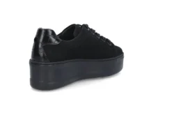 Platform sneakers