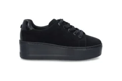 Platform sneakers