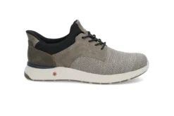 Praktisk slip on sko