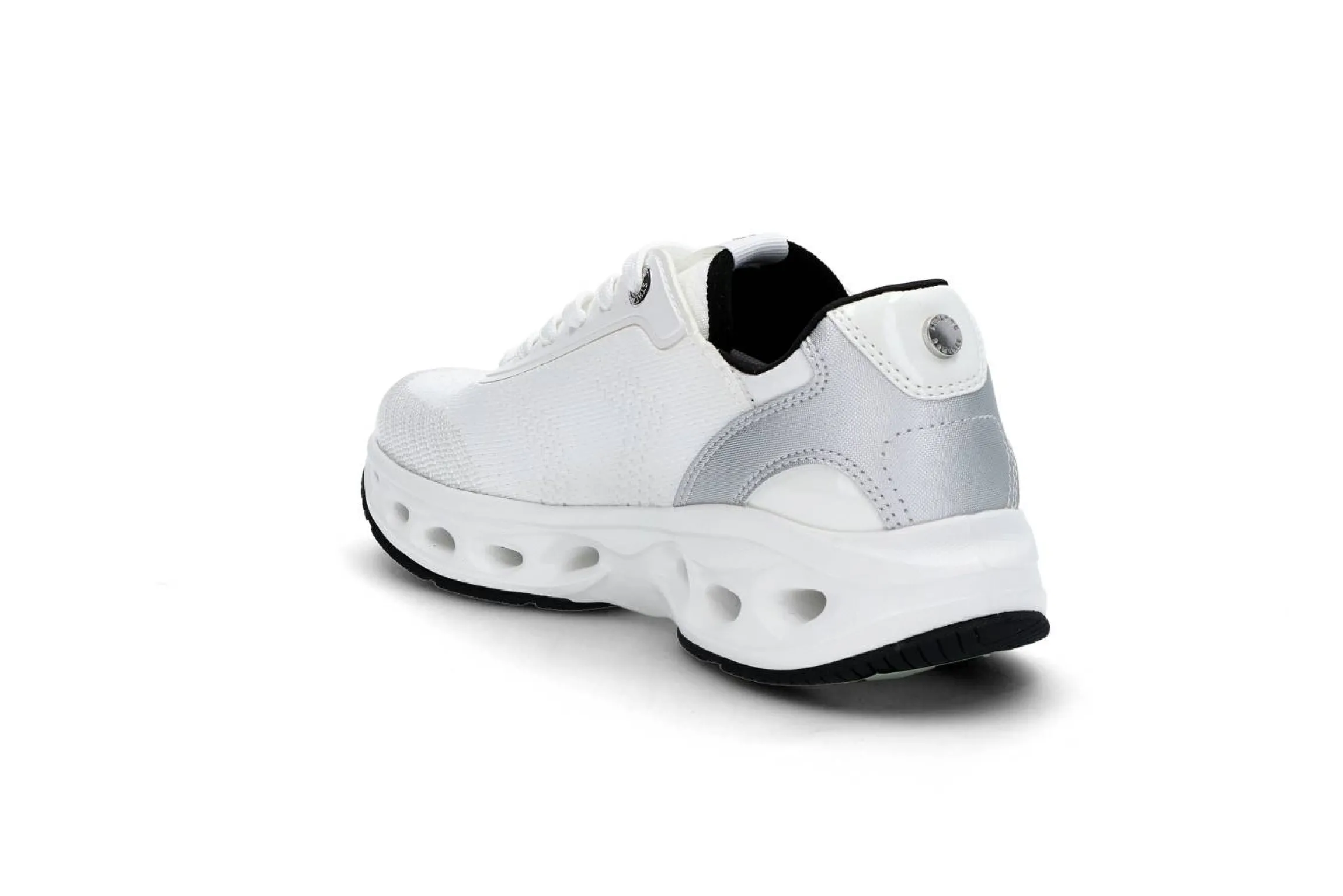 Sporty sneaker