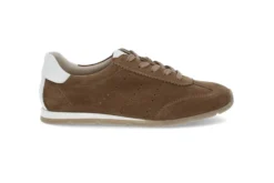 Sporty sneaker
