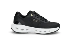 Sporty sneaker