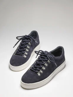 STOCKHOLM DESIGN GROUP 2101 NAVY/WHITE