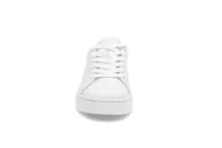 Tidløse skinnsneakers